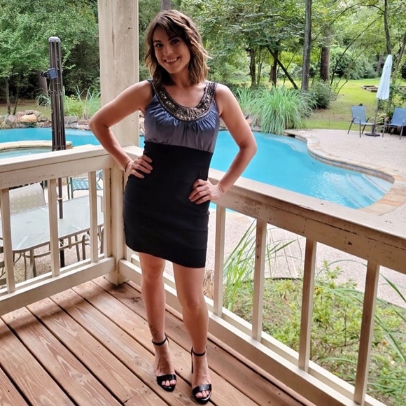 Meet Your Posher - Picture 6 of 8